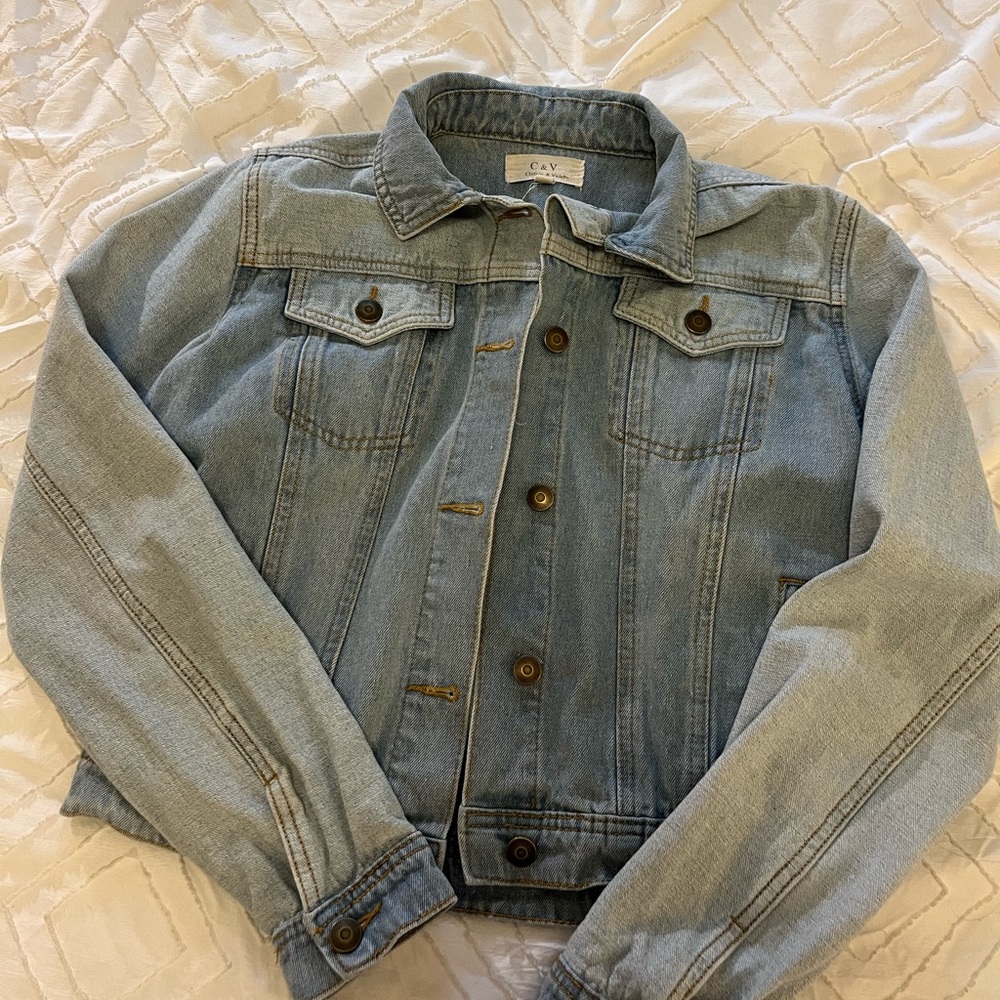 Jean jacket (kind of cropped)
